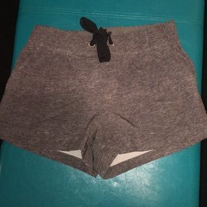 Lululemon women’s shorts size 4